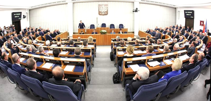 Czy prezydent może rozwiązać Senat? Konstytucyjne zasady kadencji izby wyższej