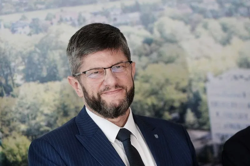 Kto jest prezydentem Pabianic i czego można się po nim spodziewać?