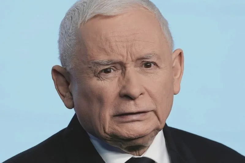 W którym roku urodził się Jarosław Kaczyński? fakty z jego biografii, które zaskakują