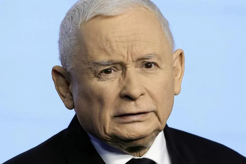 Morawiecki liderem PiS